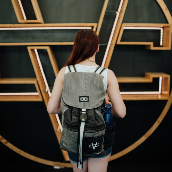 Sac à dos upcyclé - Cabaret Vert x C MON ART